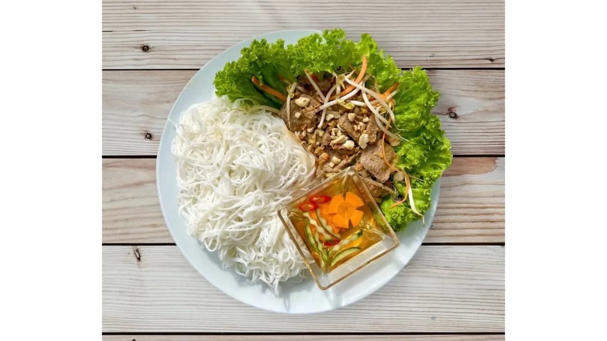 Déli módra marhahús bún tészta