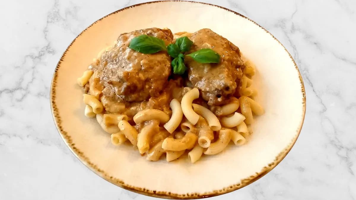 Csirkepörkölt tanyasi csirkéből