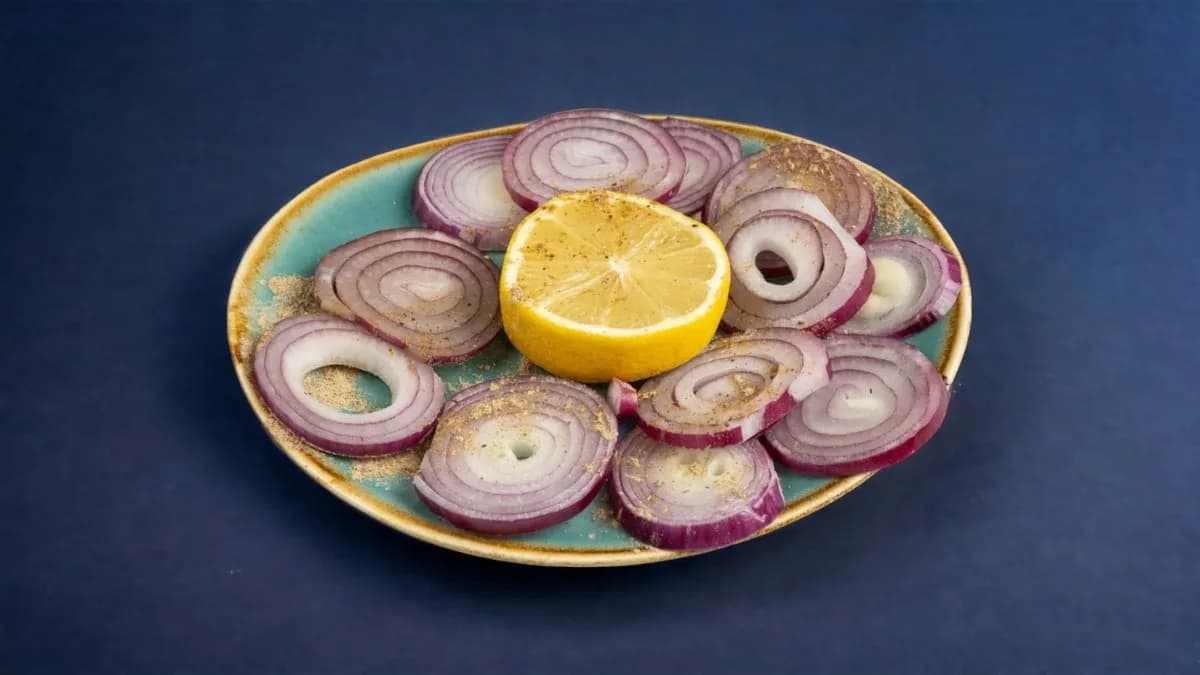 133. Onion Salad
