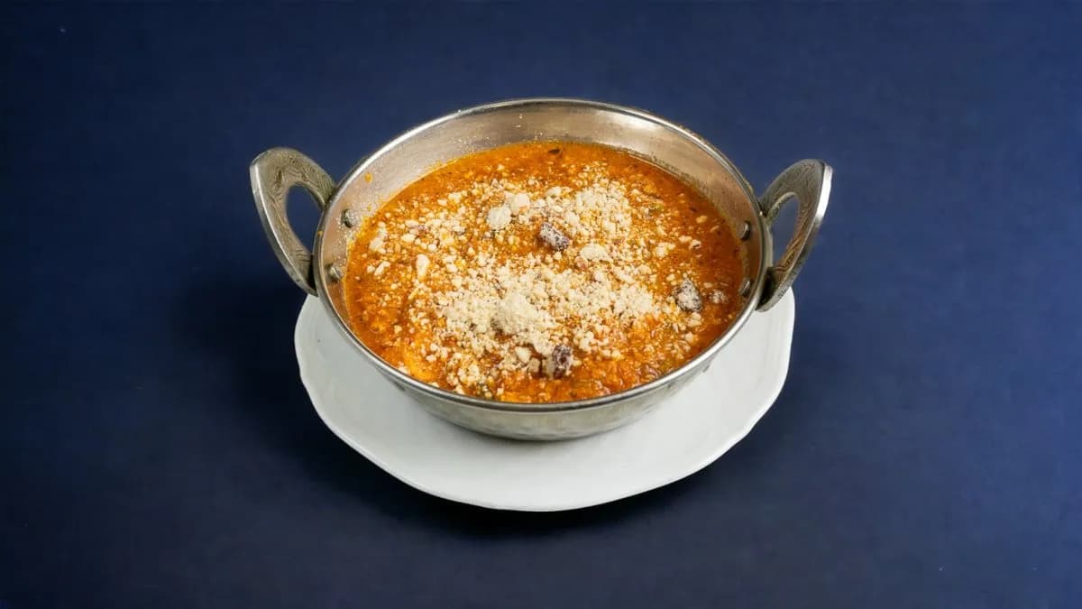 76. Badam Pasanda Chicken