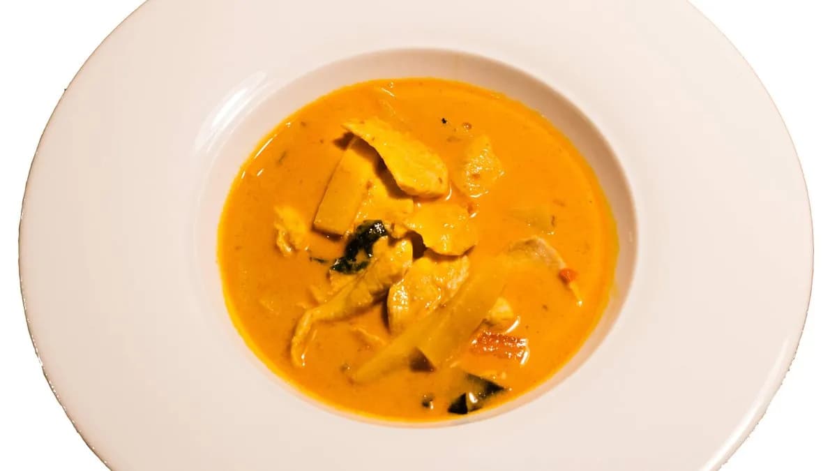 Vörös curry kókusztejjel (köret nélkül)