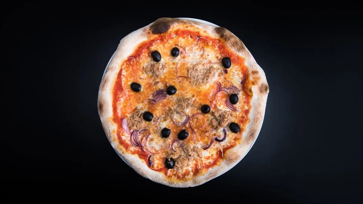 GM Pizza Tonno