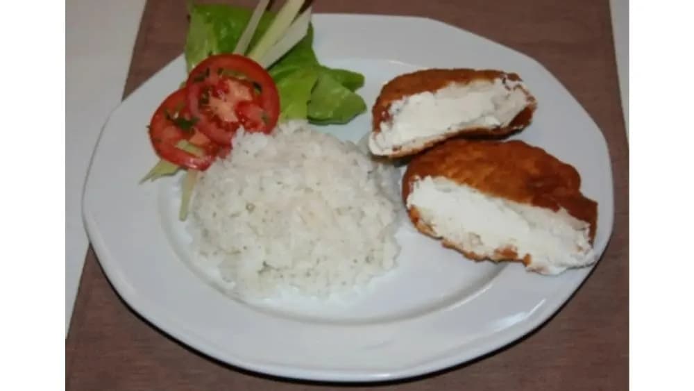 Juhtúróval töltött csirke