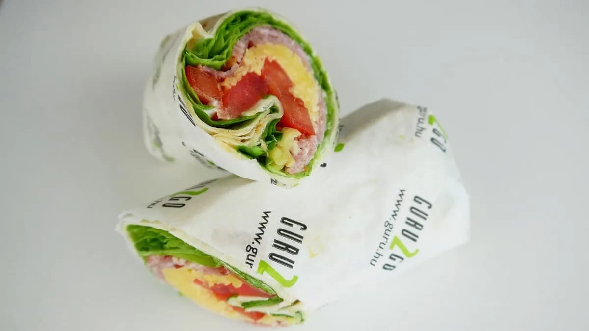 Tarjás tortilla szendvics