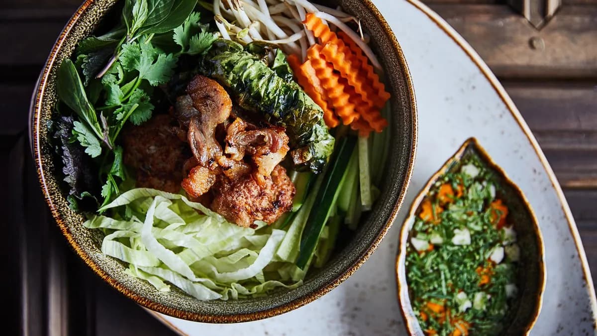 Bun cha (szószos tészta)