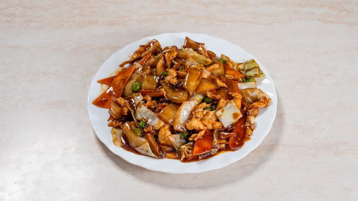 Pirított bambuszos, gombás csirke