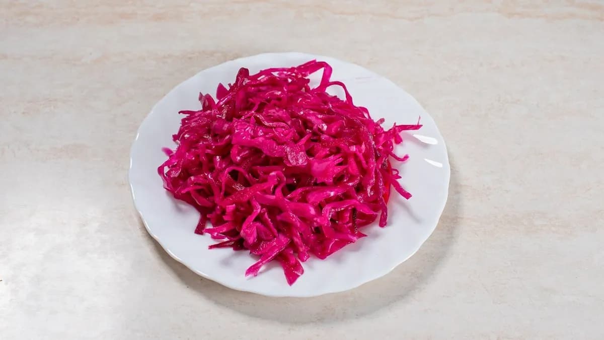 Édes-savanyú káposzta saláta