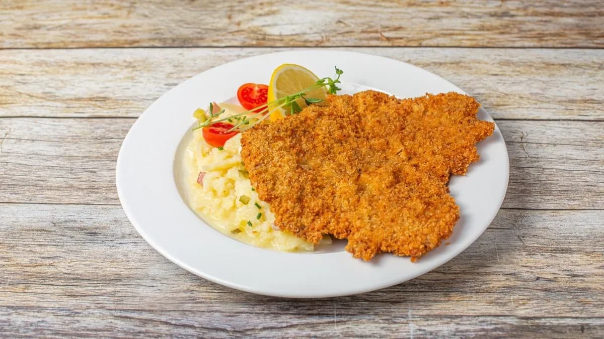 Bécsi szelet (sertés), bajor burgonyasaláta