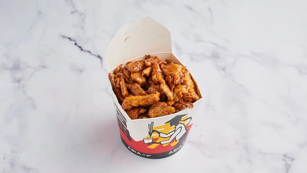 Pirított csirkehús körettel