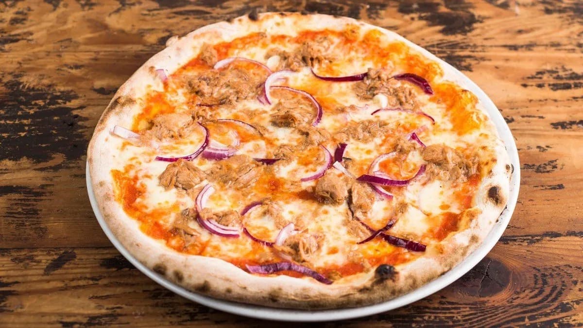 Pizza Tonno e Cippolla