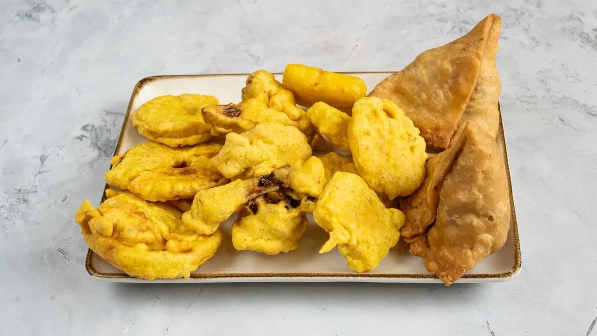 35. Delhi6 Special Vegetable Platter