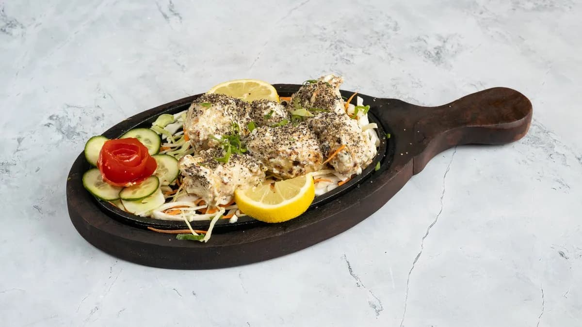 44. Murg Kaali Mirch Tikka