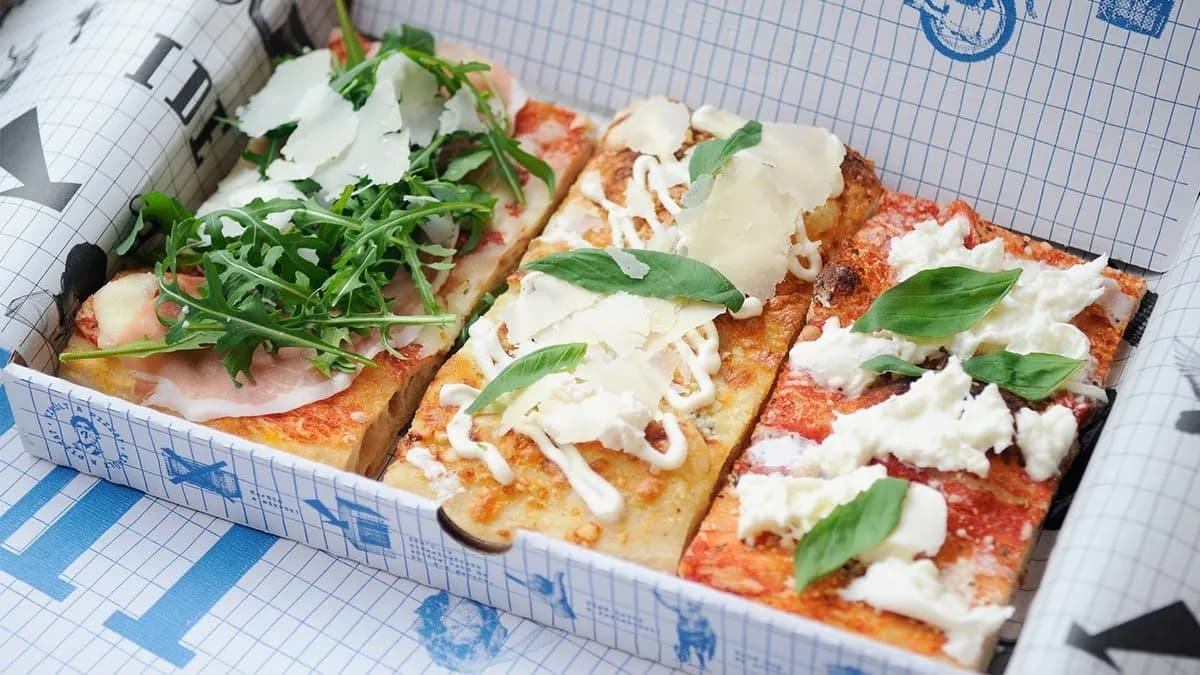 KEDVEZMÉNYES 3 SZELETES PIZZA BOX