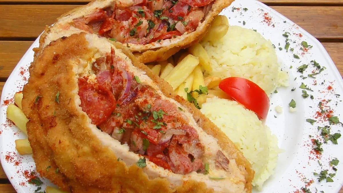 Hintáslegény kedvence, vegyes körettel  (XXL) 28-30 dkg hússal