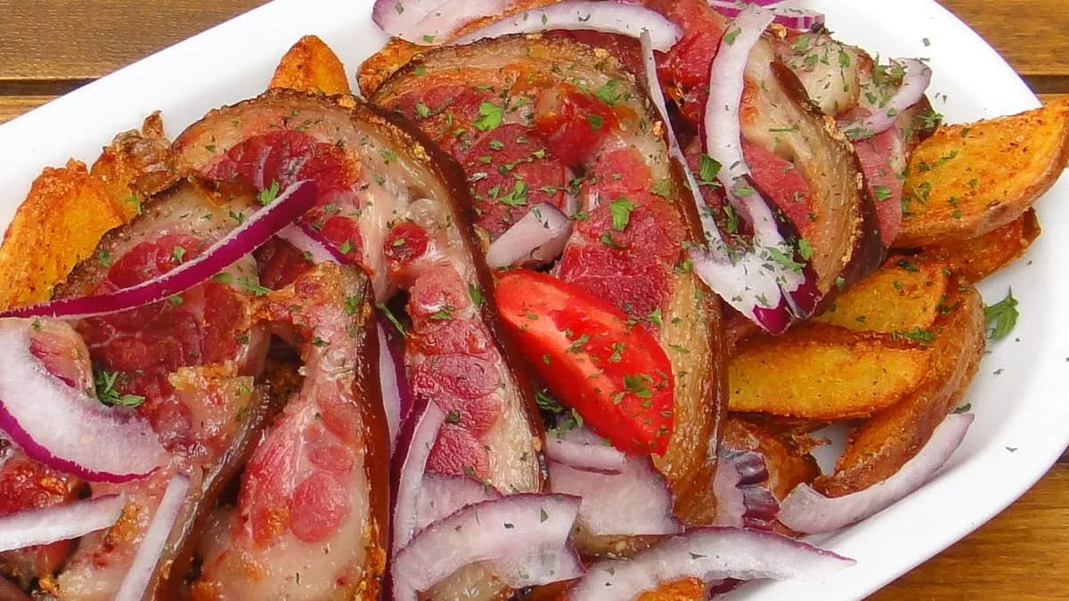 Grill csülök héjas steak burgonya, BBQ öntettel (XXL) 28-30 dkg hússal