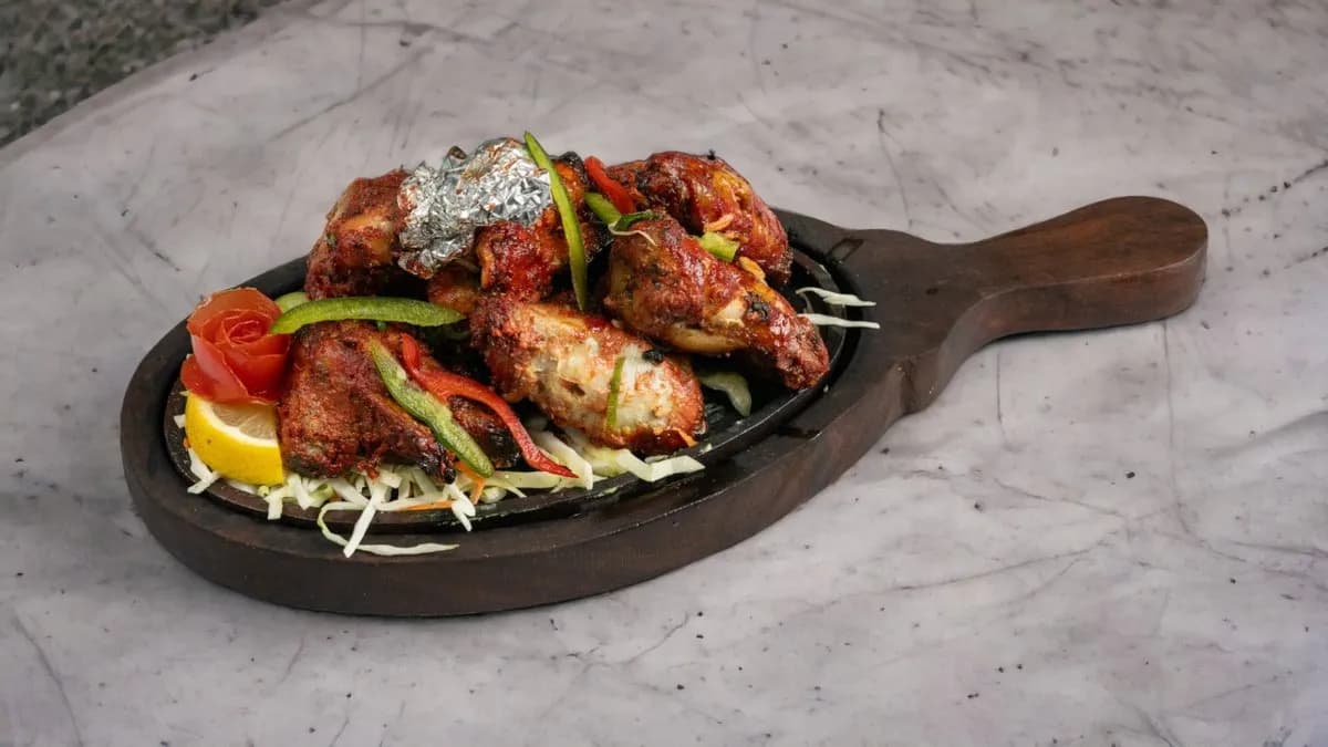 26. Punjabi Tandoori Chicken egész