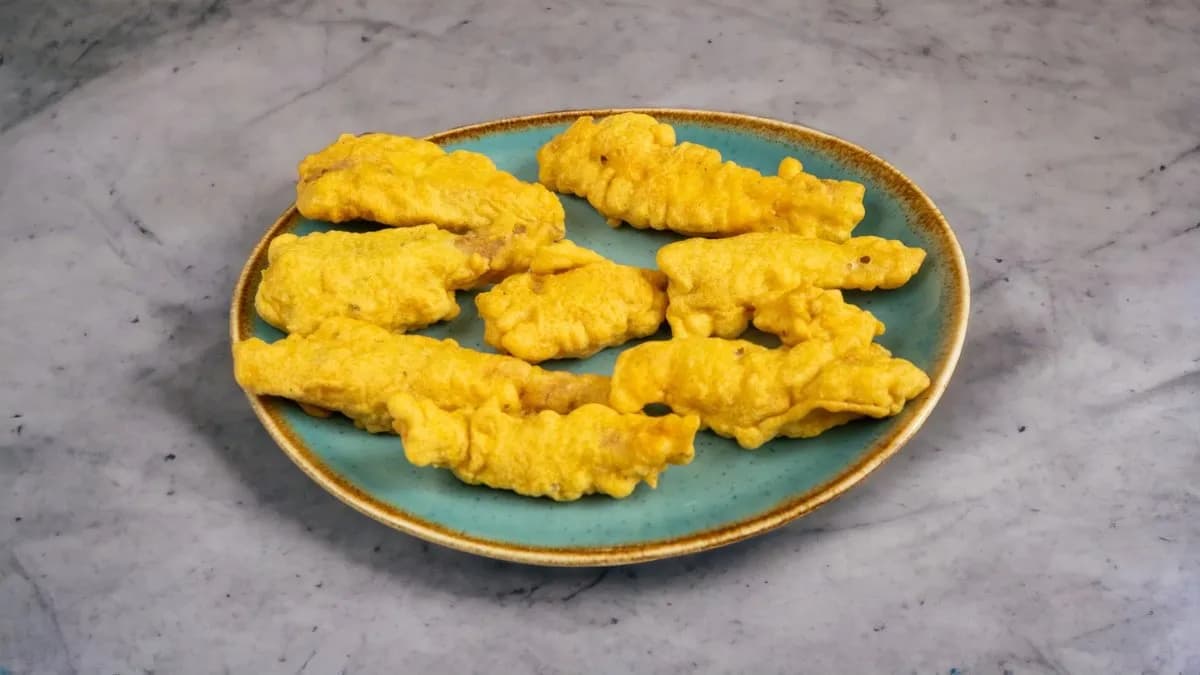 16. Fish Pakora (Csicseriborsó bundában sült halfilé szeletek)