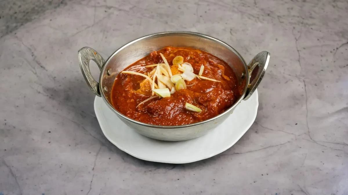 83. Fish Vindaloo (hot)