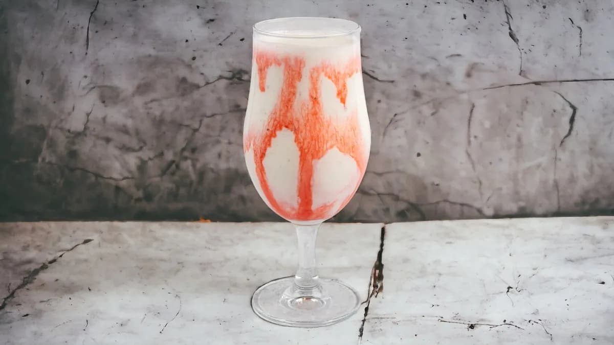 Strawberry Lassi 5 dl (GF) (Epres joghurtos ital)