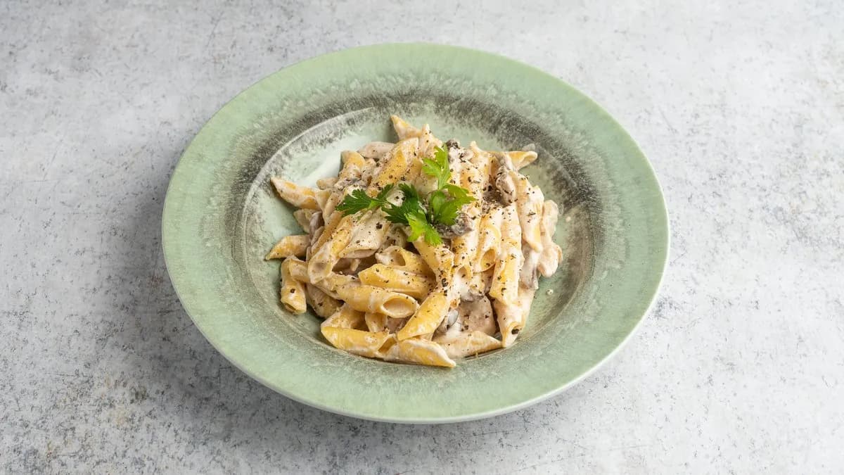Panna Pollo e Funghi garganelli