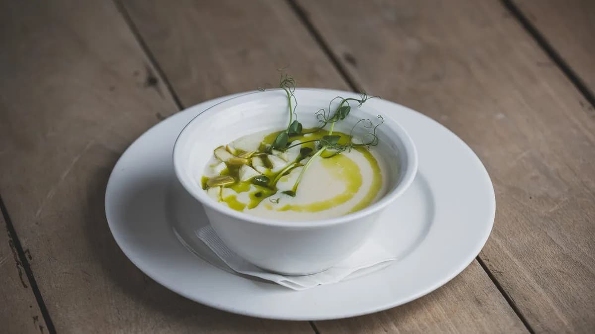 Zeller velouté roppanós zöldalmával