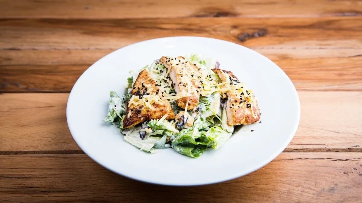 Caesar saláta csirkével