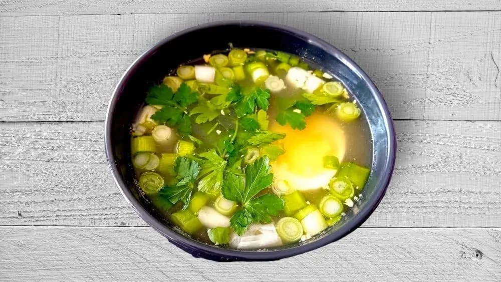 Pho leves garnélával