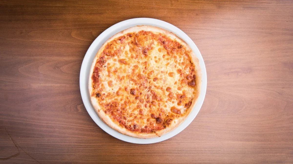 Négysajtos pizza (26 cm)