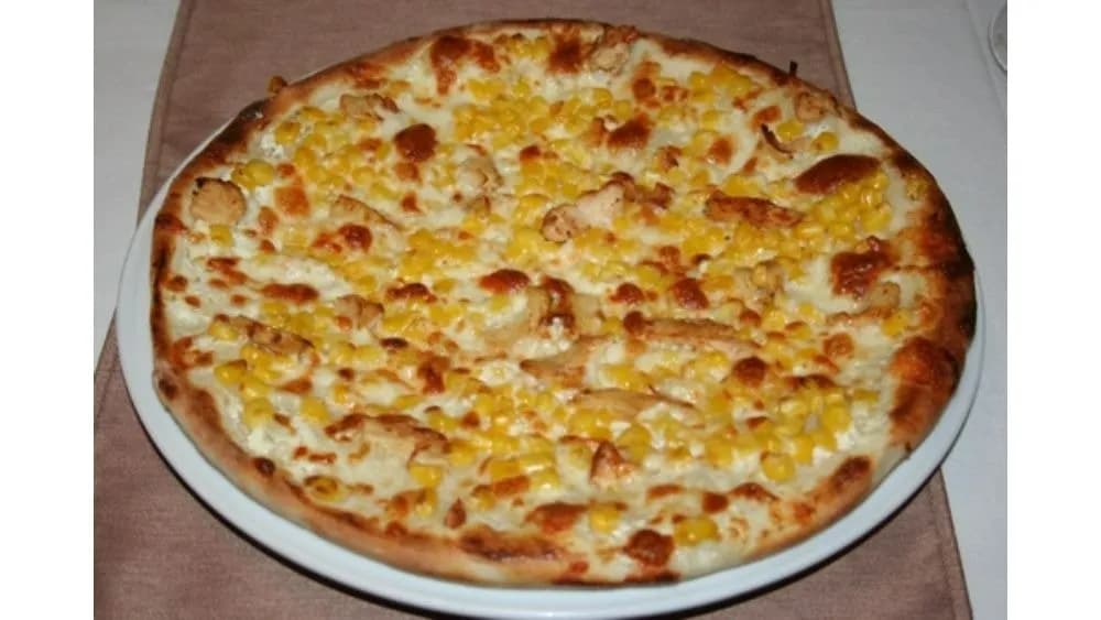 Csirkefilés pizza (30 cm)