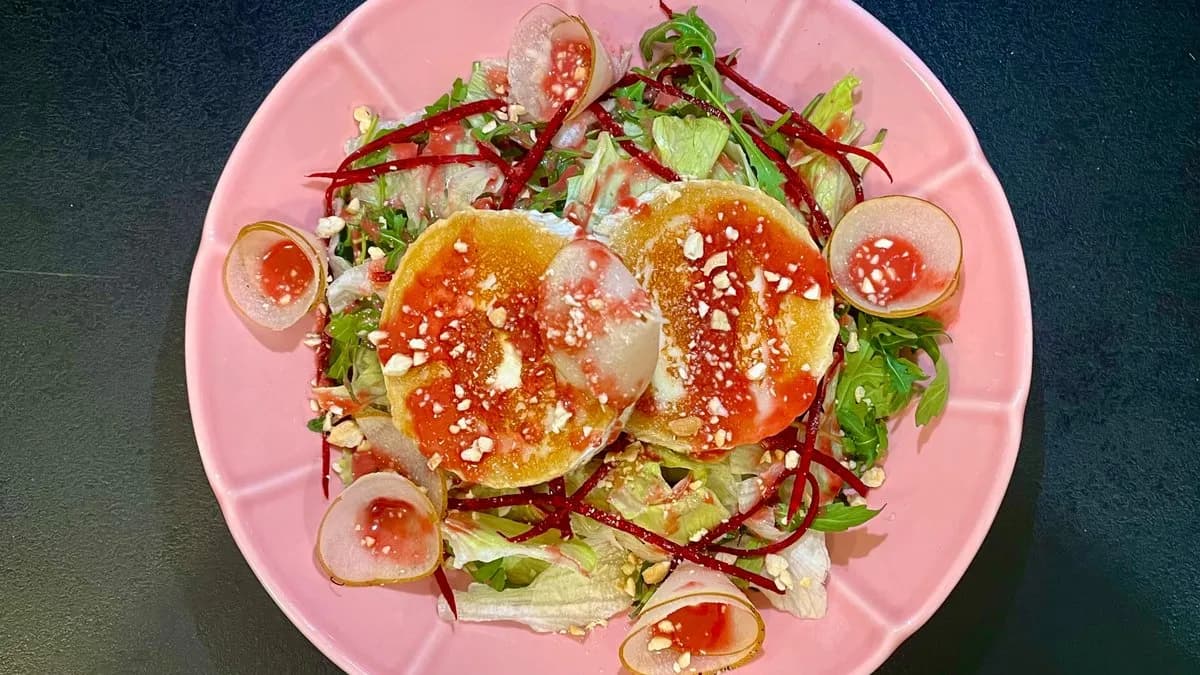 Körtés-Céklás Kevert Saláta Grillezett Kecskesajttal