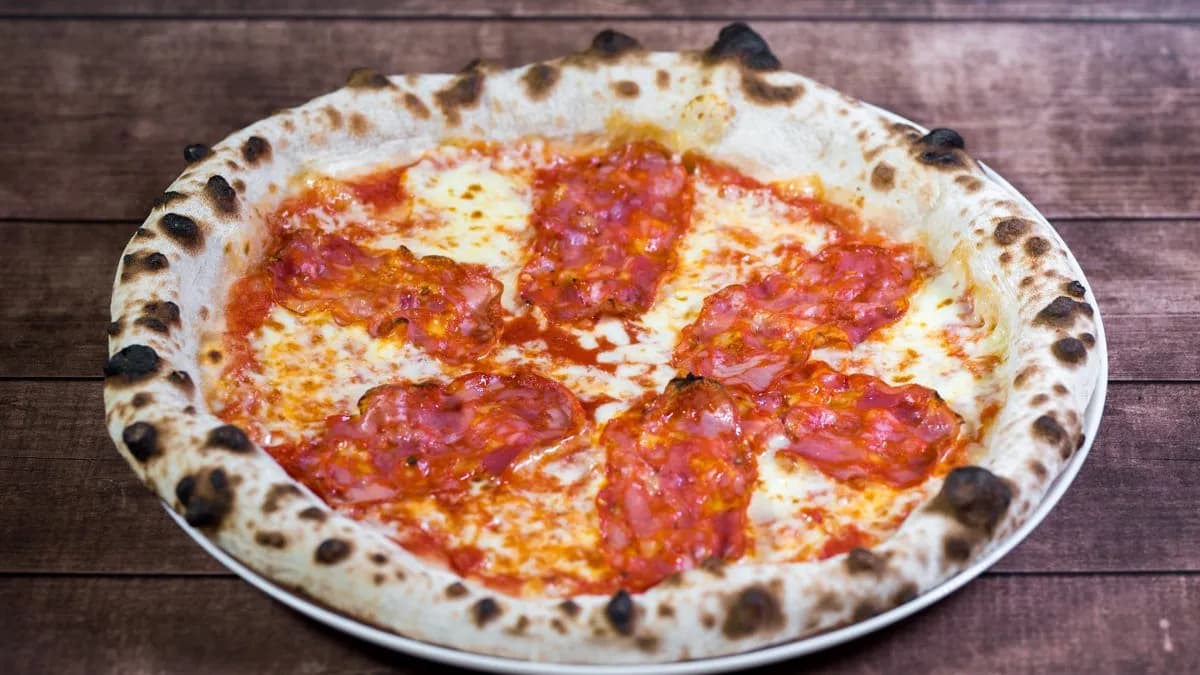 Salumi Italiano pizza