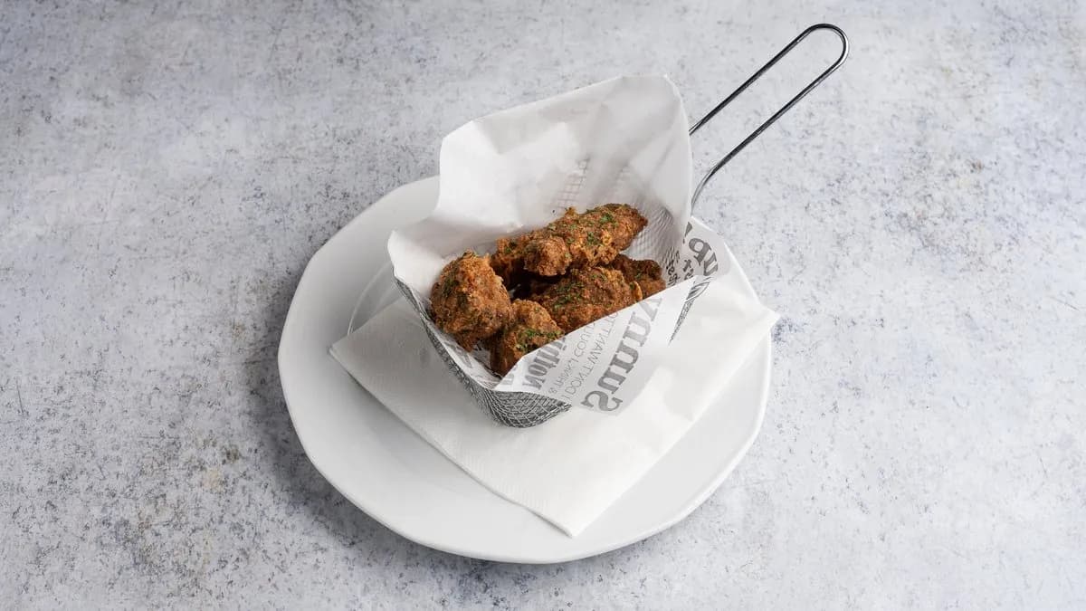 BBQ Chicken Wings  (12 pcs)