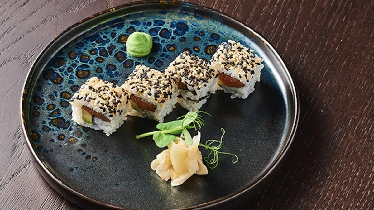 Sushi Maki-Lazac avokádó 4 db