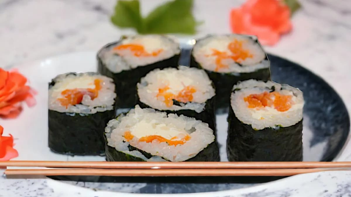 Maki - Füstölt lazac + Krémes sajt