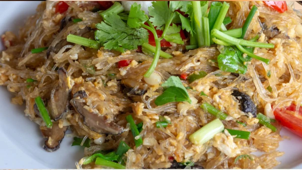 Átlátszó pirított üvegtészta Csirke