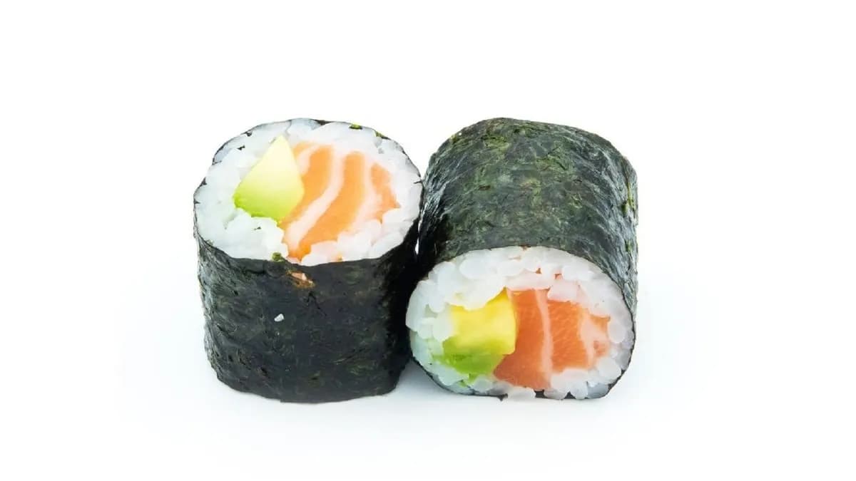 M12. Lazac-avokádó maki/ Salmon avocado