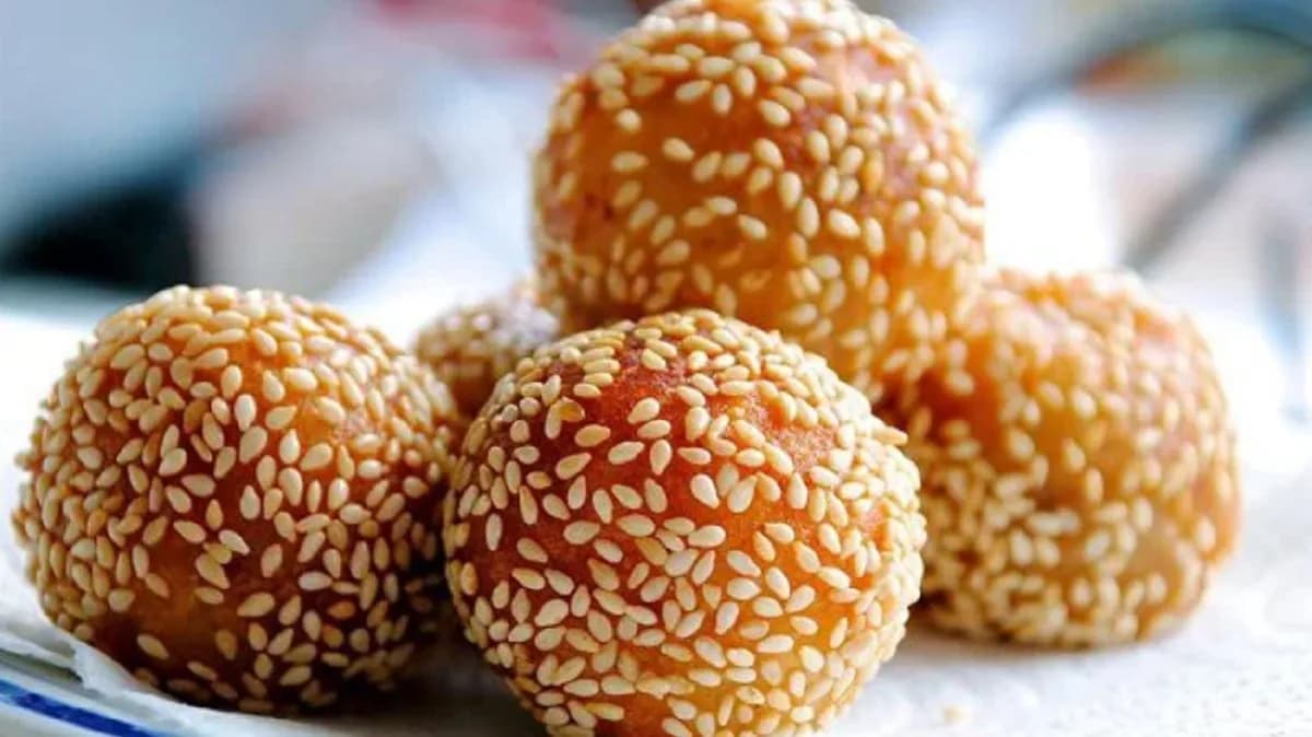 Szezámmagos golyó/ Fried sesame ball