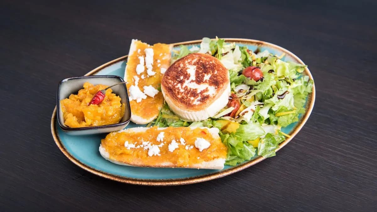 Grillezett kecskesajt (V)