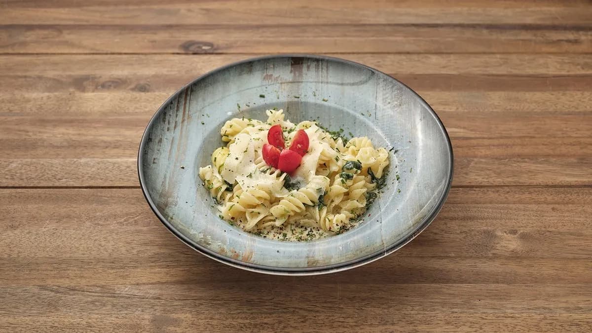 Tejszínes-parajos fussili