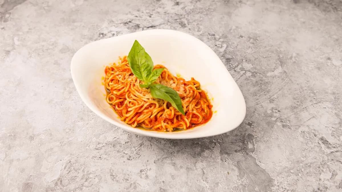 Spaghetti Pomodoro e Basilico