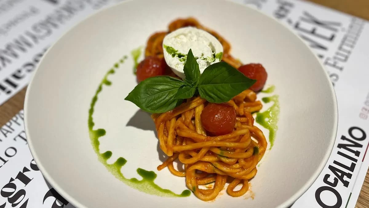 SPAGHETTI AL POMODORO