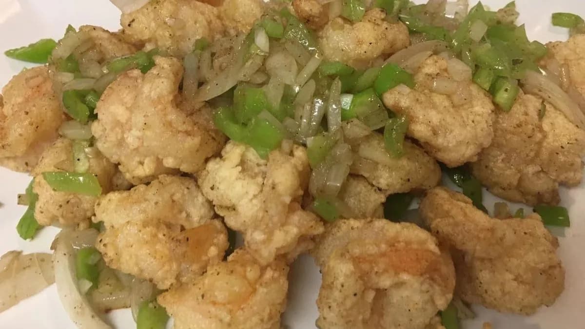 G02 Különlegesen fűszerezett garnélarák 椒盐大虾