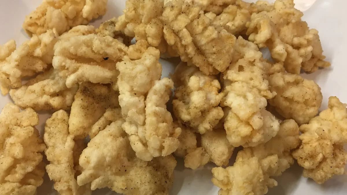 F09 Különlegesen fűszerezett polip 椒盐鱿鱼