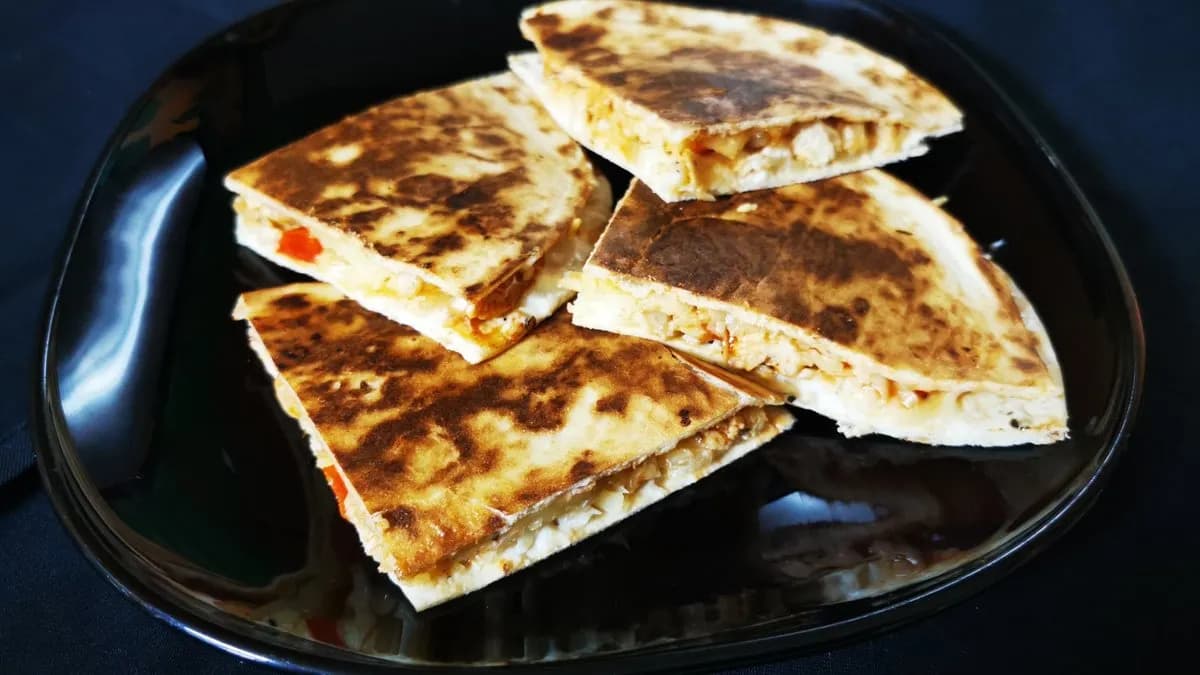 Belga csokis-fahéjas csirke  quesadilla