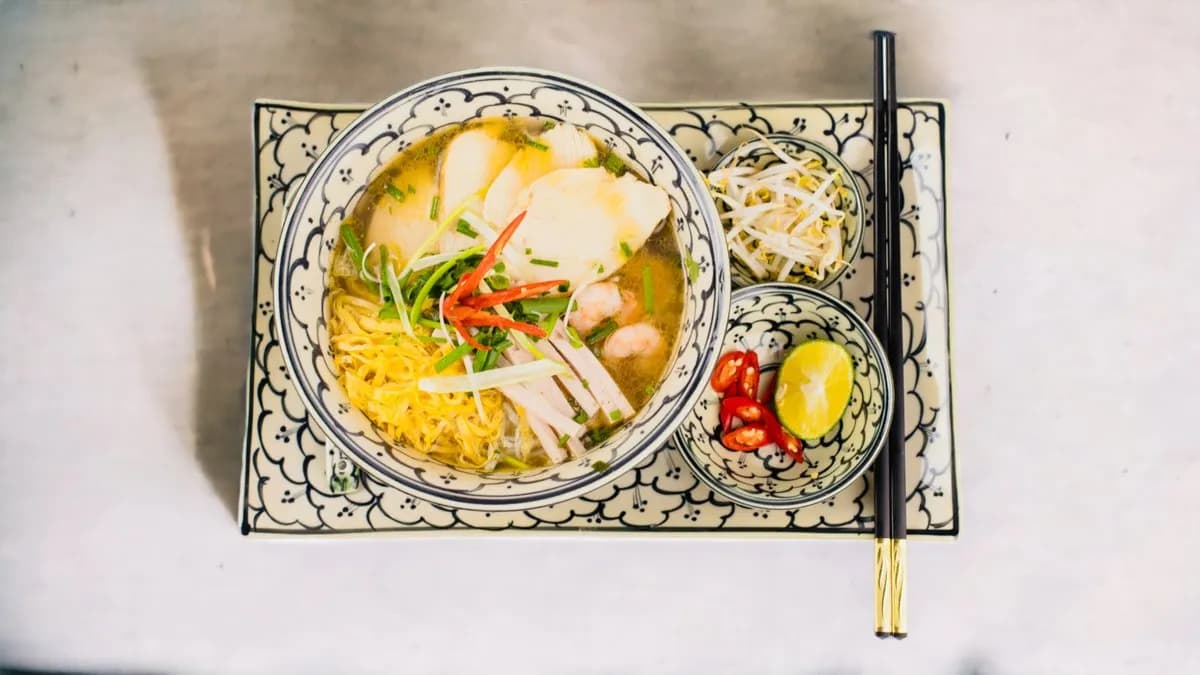 Vietnámi Bún tészta leves