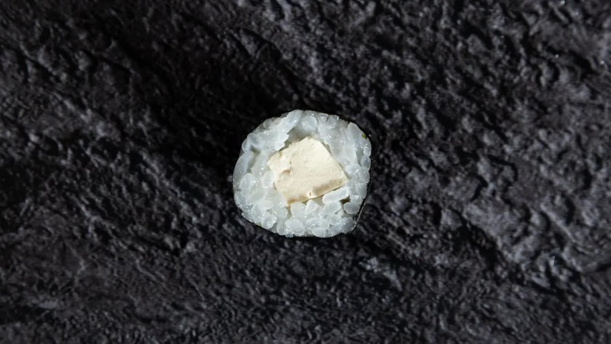 Füstölt Tofu Maki