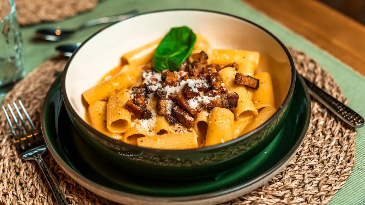 Rigatoni al Carbonara