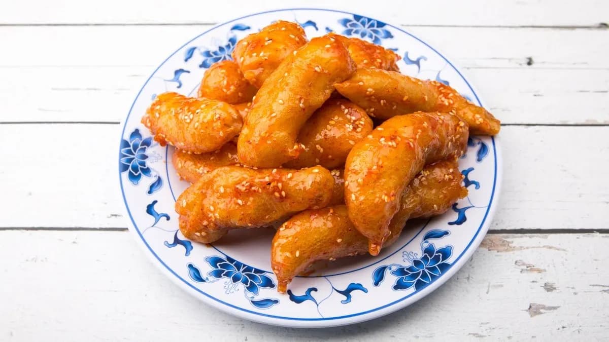 Szezámmagos csirkehús menü