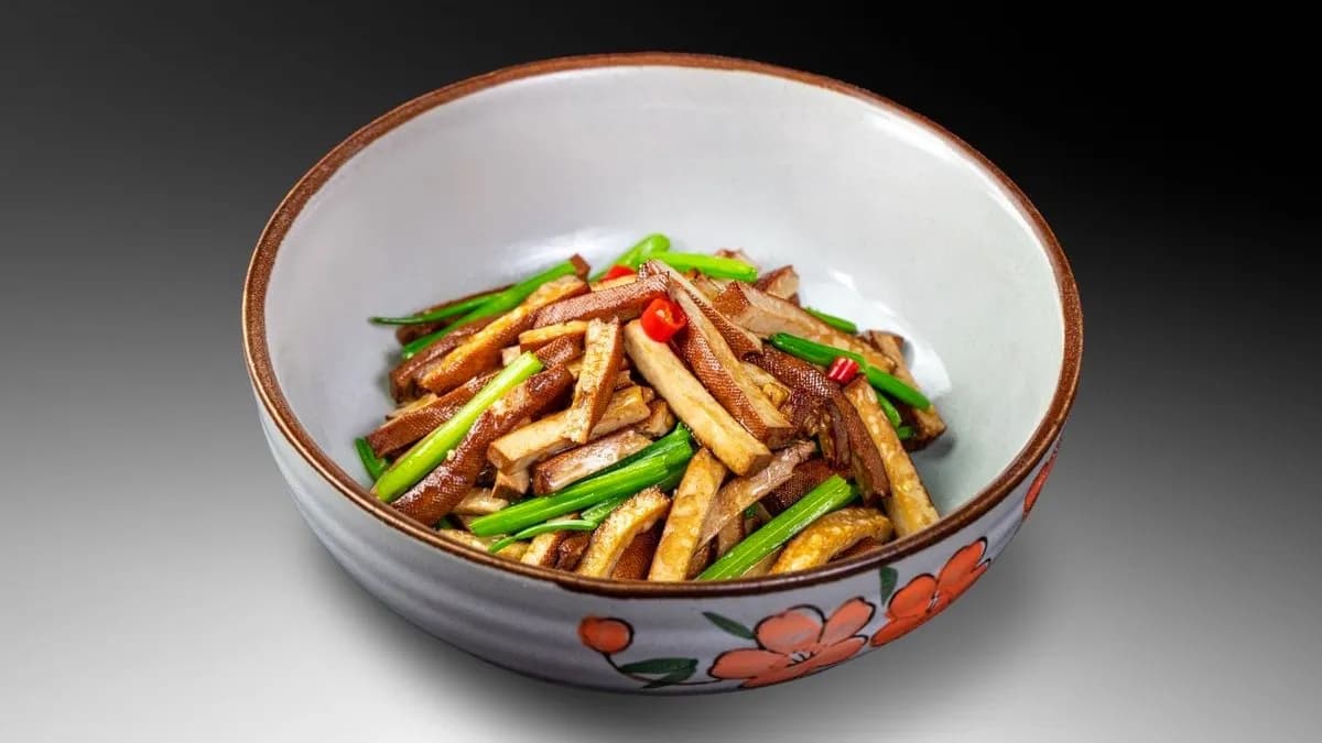 S14. Szárított Tofu Zellerrel