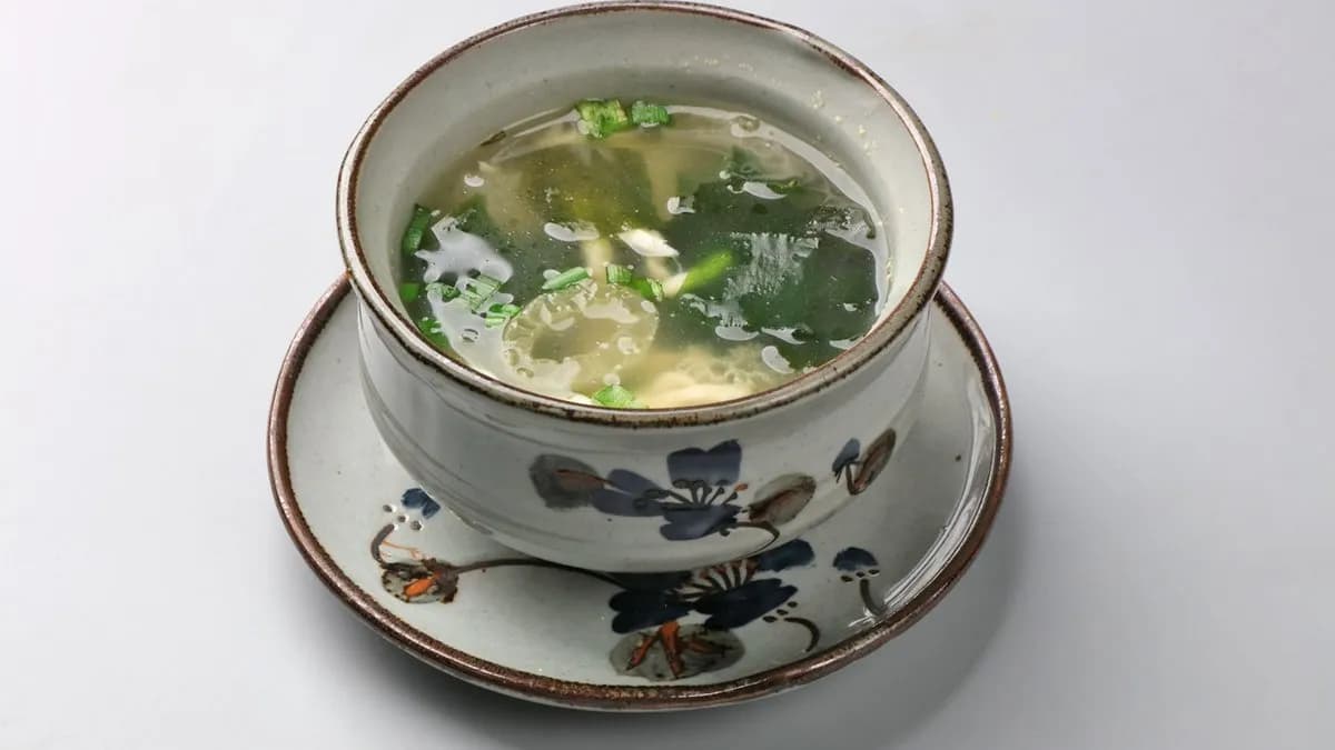 4. Csirkeleves Tengeri Algával és Bambusz Gombával